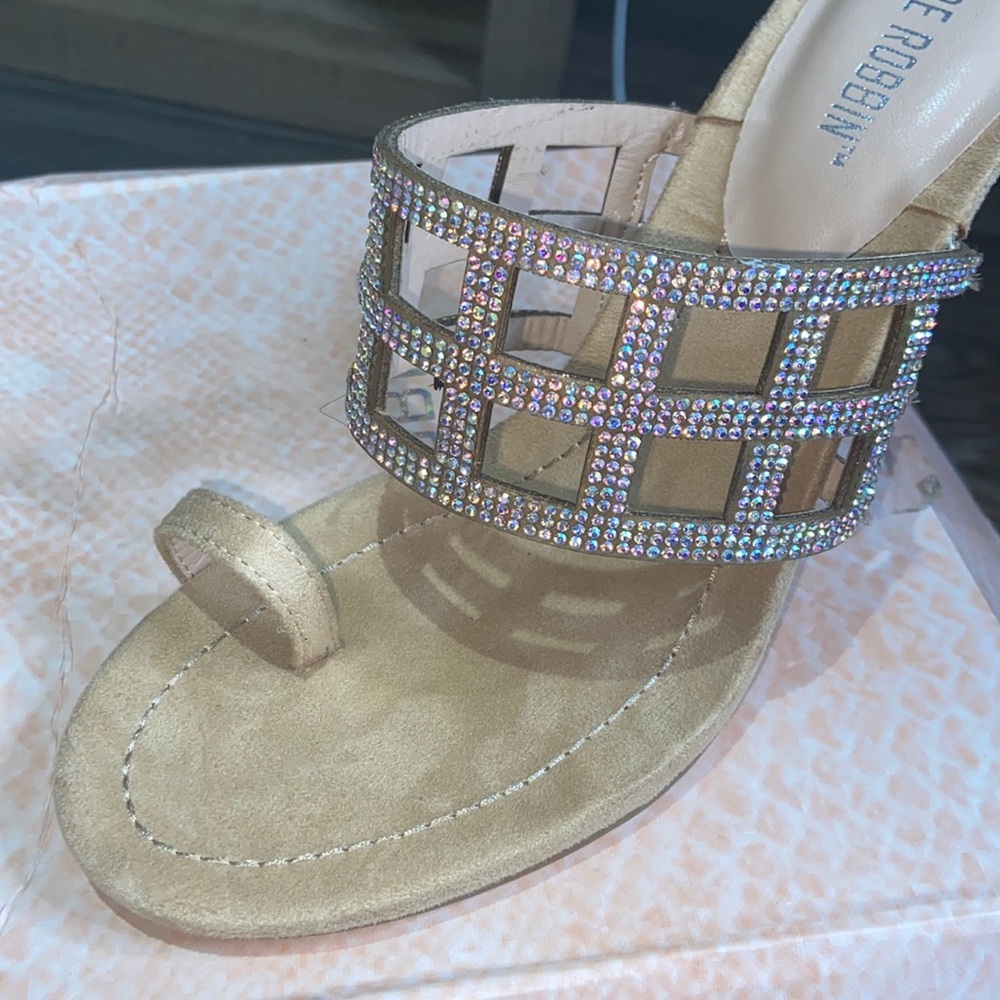 Stunning bling heel